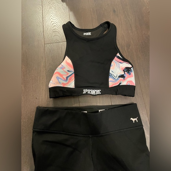 VS Pink Matching Set Sports Bra and Yoga Pants - Picture 4 of 6